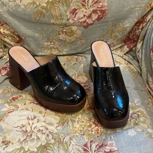 Circus by Sam Edelman Black Patent Shay Platform Clog